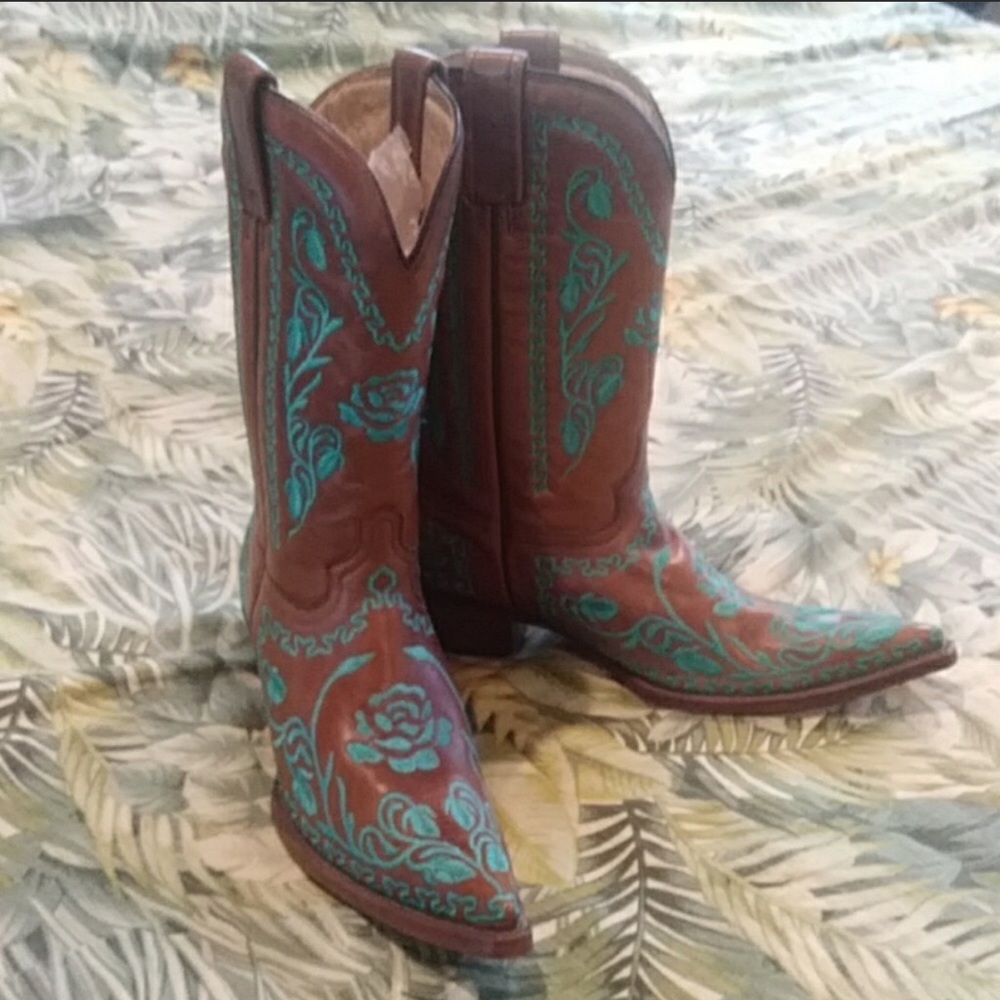 Corral Women’s Cowgirl Western Boots